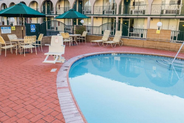 Kings Inn Anaheim at The Park & Convention Center image 36
